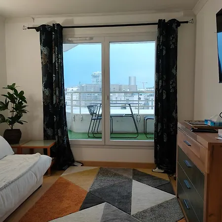 La Defense, Cozy 2 * Courbevoie